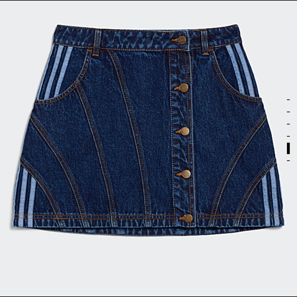 Ivy Park denim skirt size Large - BRAND NEW